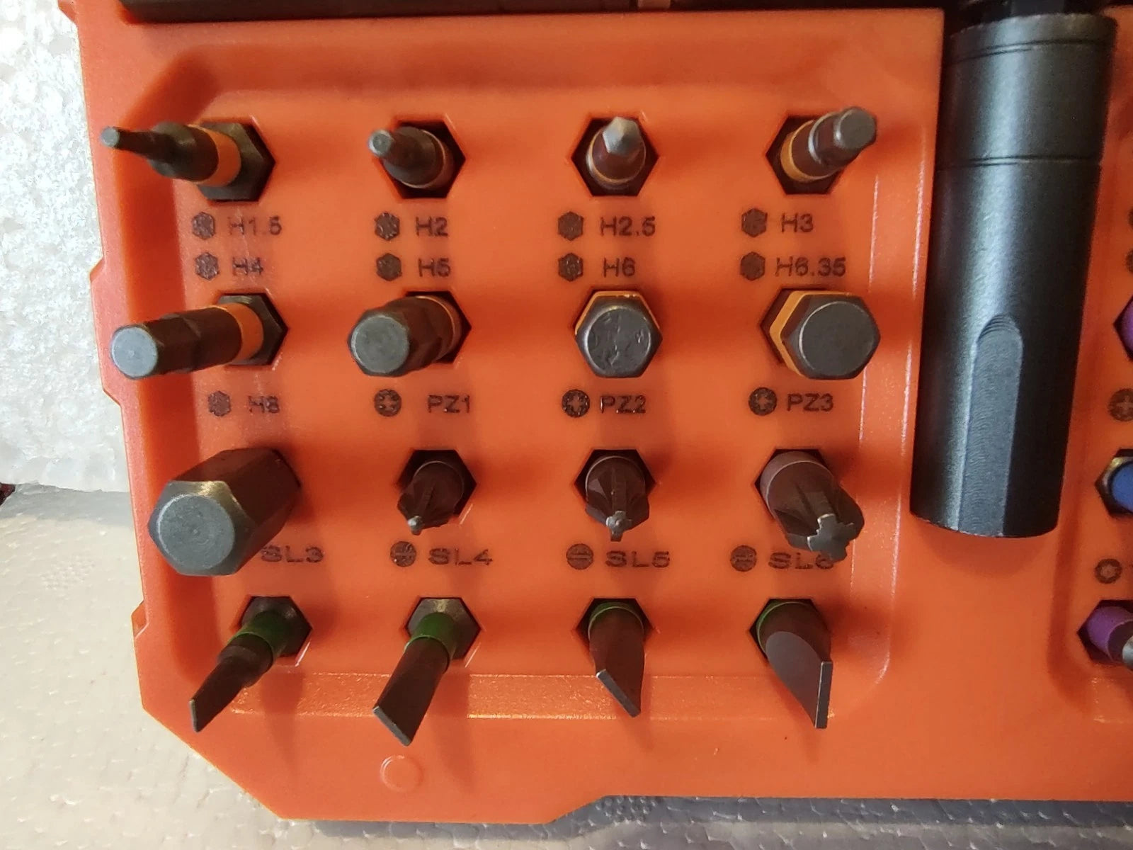 NEW Saker Plus 42 Multi-Purpose Magnetic Ratchet Set Model DS01-SCSR42-01-RD