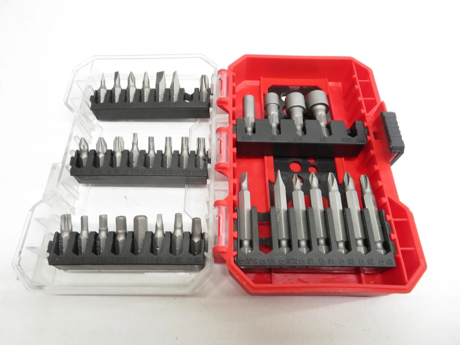 HYPER TOUGH 37 PIECE SCREWDRIVER BIT SET W/ CASE - MISSING 3 PIECES - USED **
